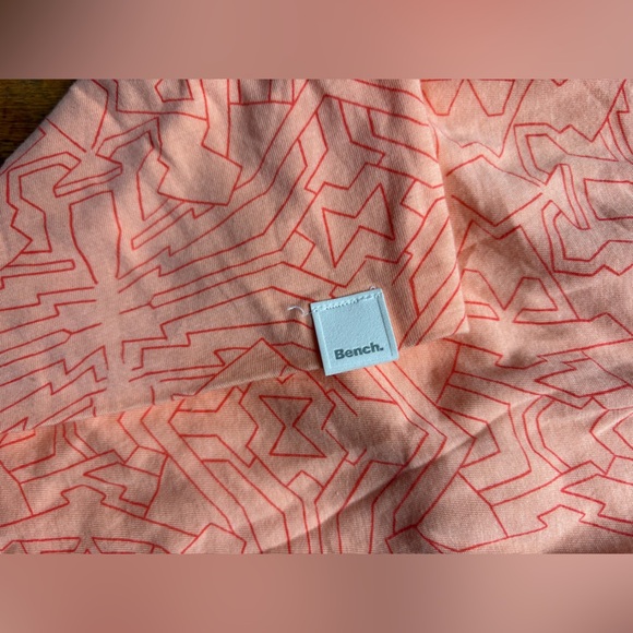 Bench dress - Picture 2 of 9